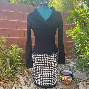 VENUS Black and White Houndstooth Pencil Skirt
